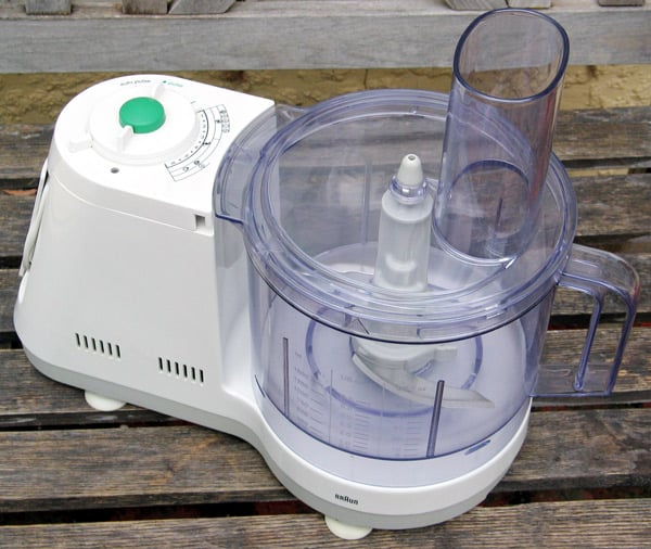 Food processor is no good for Neapolitan pizza