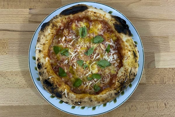 A Neapolitan pizza I made using this hand kneading technique