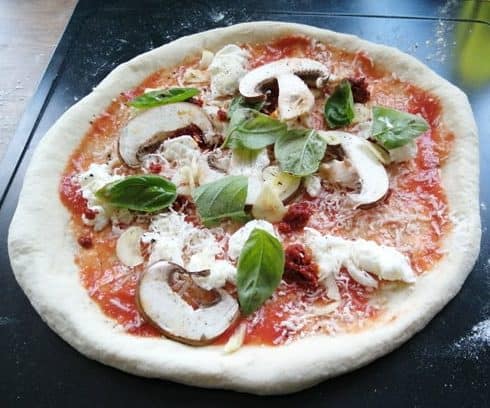 Neapolitan pizza with mushrooms