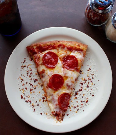 Pepperoni pizza slice