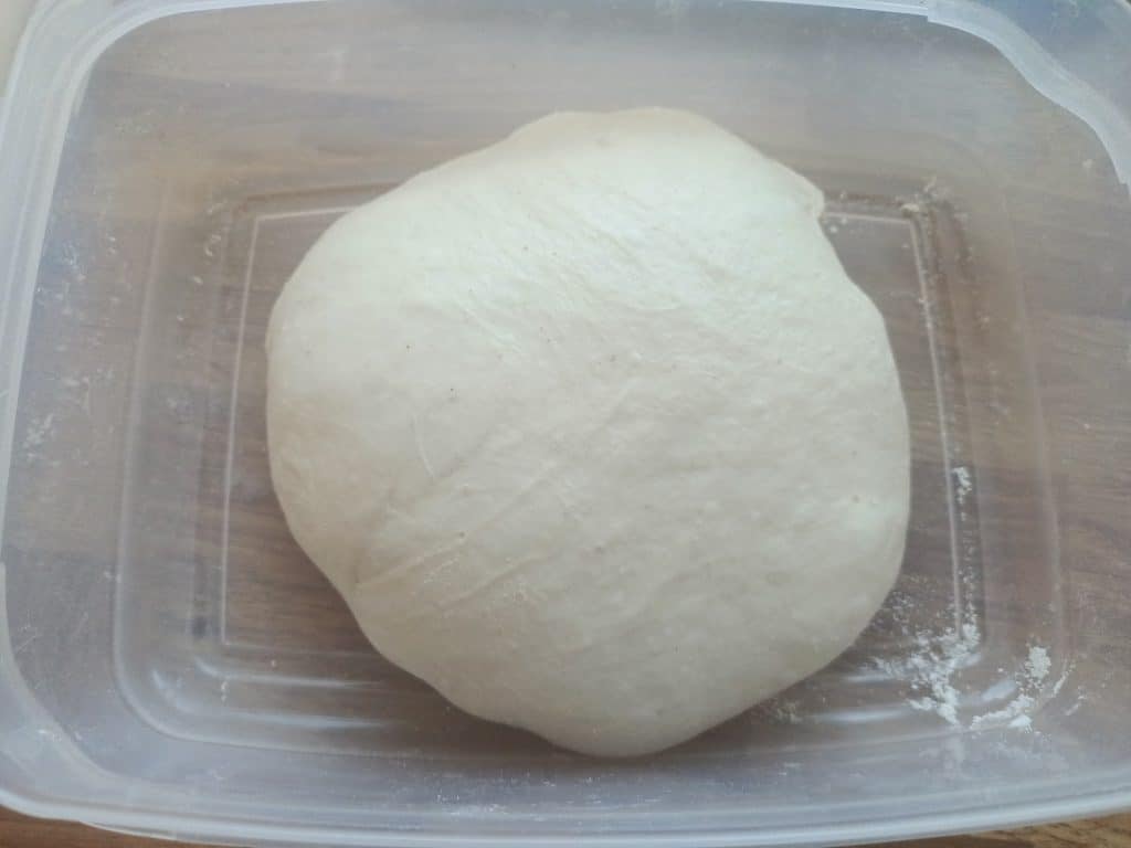 Freezing pizza dough