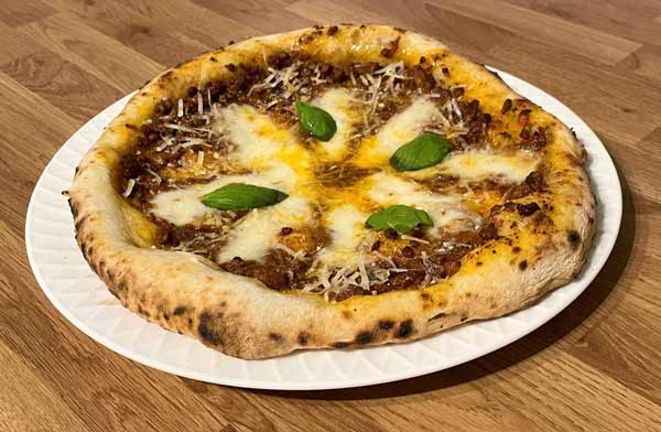 Bolognese Pizza